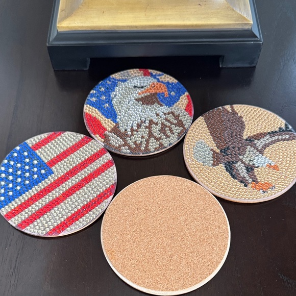 🇺🇸 Diamond Art Patriotic Eagle Coasters – Set of 4 (Wood Base) - Picture 4 of 6